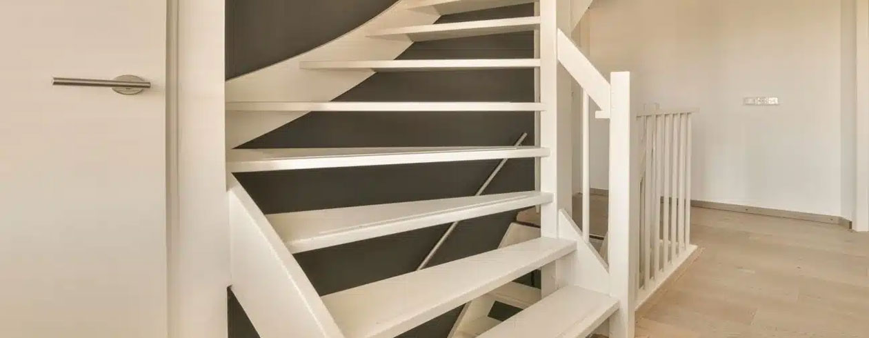 Professioneel trap schilderen en spuiten